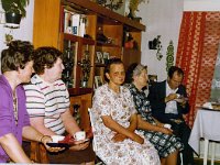 Kinkerit2  Kaija Routio, Margit Mäkelä, Lempi Salonen, Kauranen ja Pastori Sulo Viitasaari.